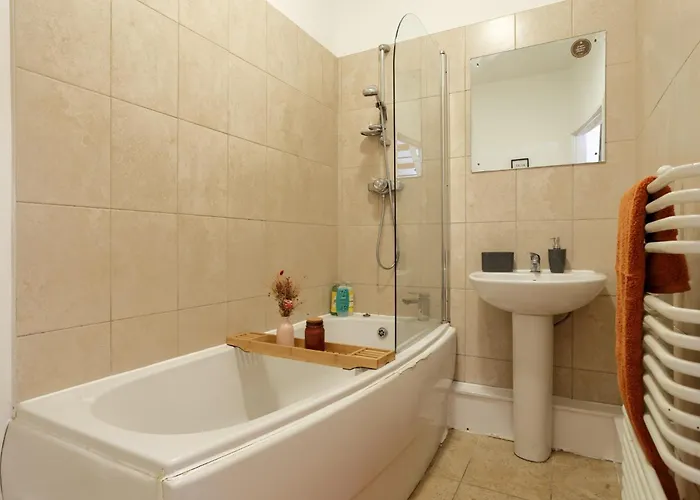 Cozy Downtown Loft In *